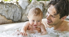 Babyschwimmen in Center Parcs Bispinger Heide