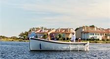 Elektroboot in Center Parcs Le Lac d'Ailette