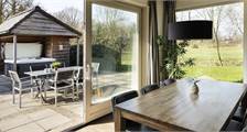 Bungalow Markegaerde-Wellness-Jacuzzi-6 in Summio Parcs De Marke van Ruinen